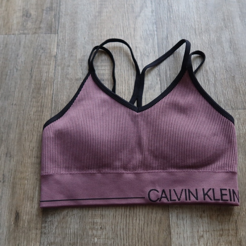 Calvin Klein Women's sports bra - Purple